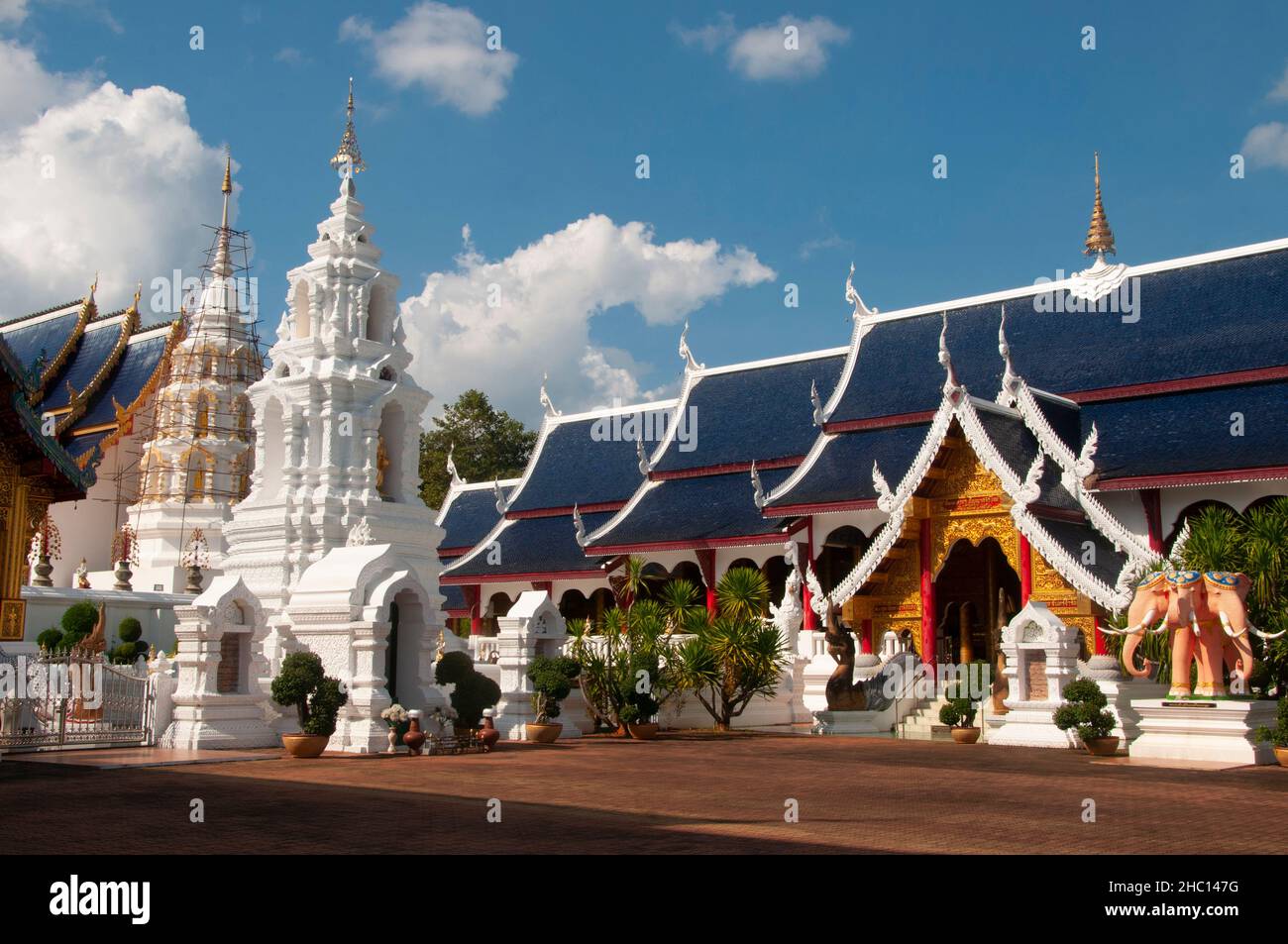 สปอยล์เรื่องย่อ Si Mueang Mai E-San Holy Trip การตีความอันลึกซึ้ง